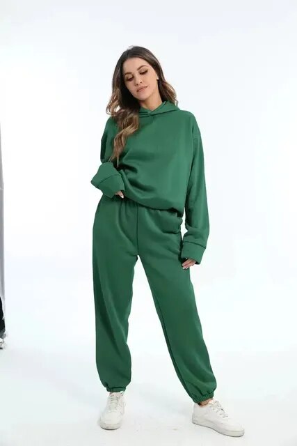 Γυναικείο Σετ Loungewear Χαλαρής Εφαρμογής με Φούτερ με Κουκούλα και Παντελόνι Φόρμας