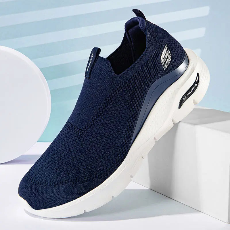 Άνετα Μαύρα Slip-On Sneakers από Σύμμεικτο Βαμβάκι για Κάθε Μέρα